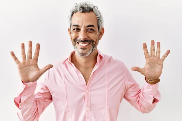 Hispanischer Mann Mittleren Alters Steht Vor Isoliertem Hintergrund Und Zeigt — Stockfoto