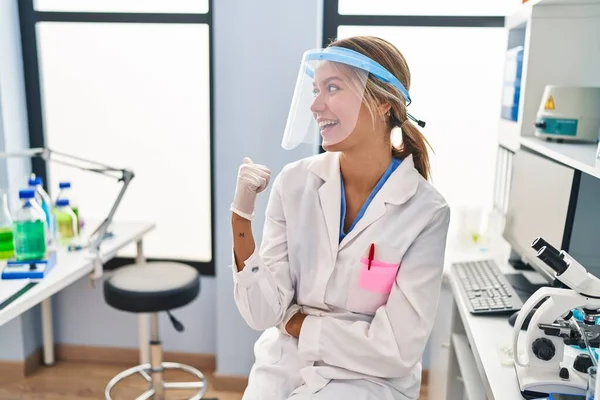 Young Blonde Woman Working Scientist Laboratory Wearing Face Mask Pointing — Stockfoto