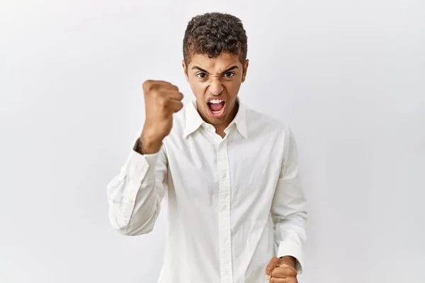 Young Handsome Hispanic Man Standing Isolated Background Angry Mad Raising — Stock Photo, Image