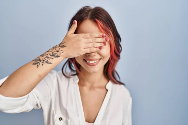 Young Caucasian Woman Wearing Casual White Shirt Isolated Background Smiling — Photo