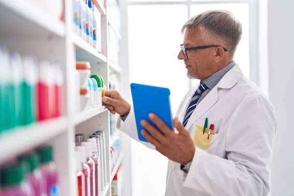 Middle Age Grey Haired Man Pharmacist Using Touchpad Working Laboratory — Stock Photo, Image