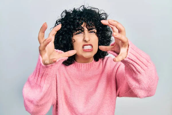 Young Middle East Woman Wearing Casual Clothes Shouting Frustrated Rage — Stockfoto