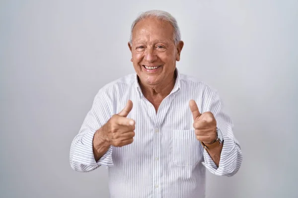 Senior Man Grey Hair Standing Isolated Background Pointing Fingers Camera — Stockfoto