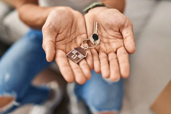 Young Hispanic Man Holding Key House New Home — Stock fotografie