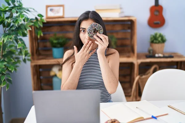 Young Teenager Girl Using Computer Laptop Doughnut Face Covering Mouth — Foto de Stock