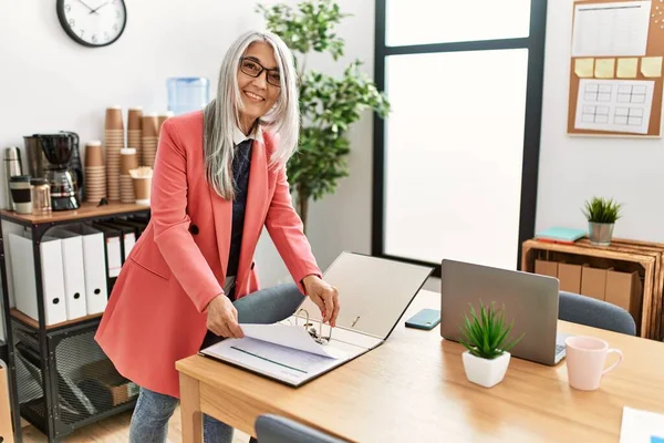 Middle Age Grey Haired Woman Business Worker Working Office — Stock Photo, Image
