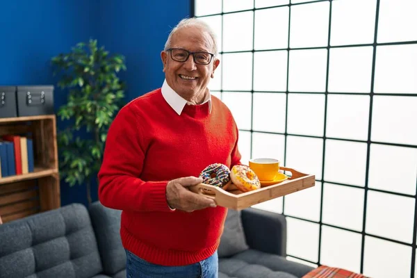 Senior Man Smiling Confident Holding Tray Breakfast Home — Stock fotografie