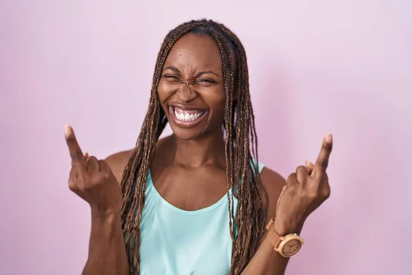African American Woman Standing Pink Background Showing Middle Finger Doing — Stock Photo, Image