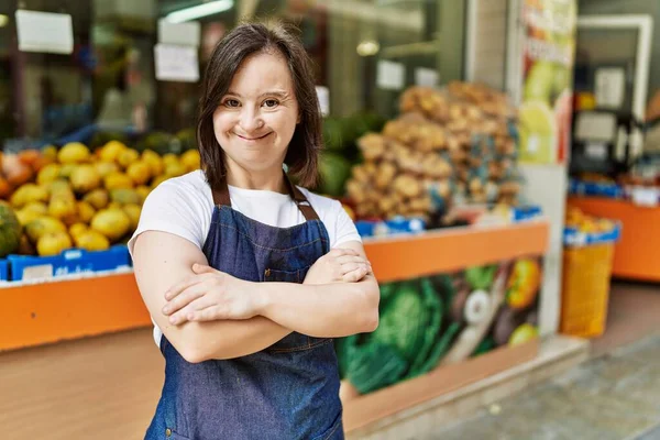 Young Syndrome Woman Smiling Confident Wearing Apron Fruit Store — Fotografia de Stock