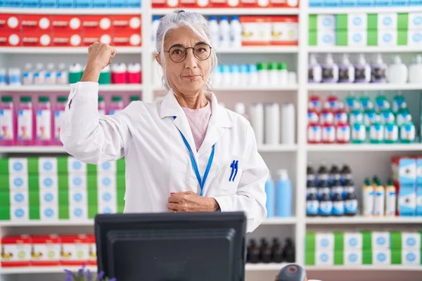 Middle Age Woman Tattoos Working Pharmacy Drugstore Strong Person Showing — Stock Photo, Image