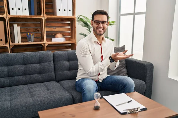 Young Hispanic Man Beard Working Consultation Office Pointing Aside Hands — Stock Photo, Image