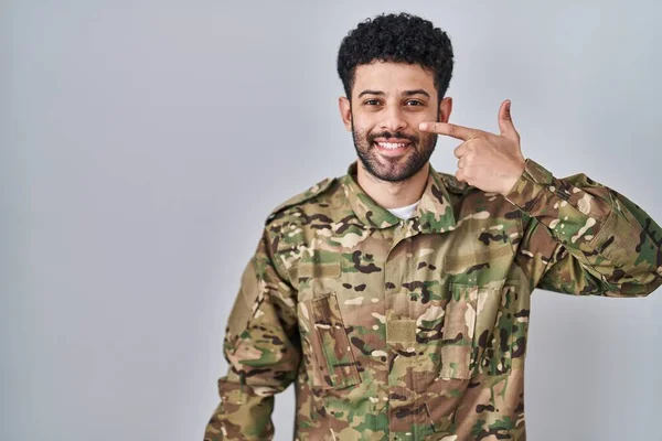 Arab Man Wearing Camouflage Army Uniform Pointing Hand Finger Face — Stock Photo, Image