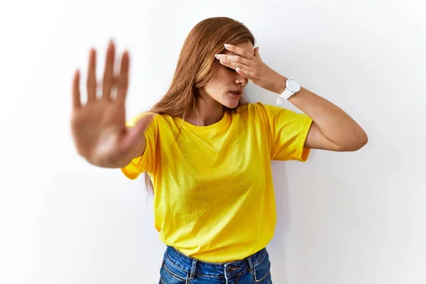 Young Brunette Woman Standing Isolated Background Covering Eyes Hands Doing — 스톡 사진