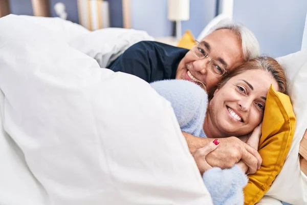 Middle Age Man Woman Couple Hugging Each Other Lying Bed — Stock Fotó