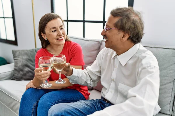 Middle Age Man Woman Couple Smiling Confident Toasting Champagne Home — Φωτογραφία Αρχείου