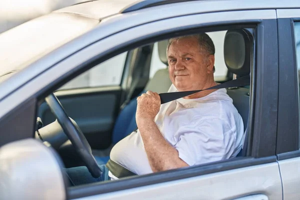 Middle Age Grey Haired Man Smiling Confident Wearing Car Belt — Stock Photo, Image