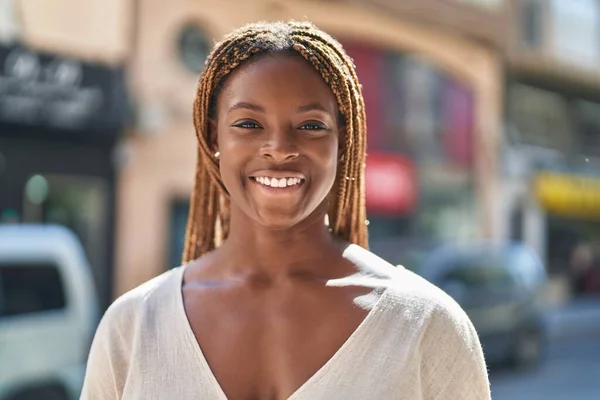 African American Woman Smiling Confident Standing Street — Stock Photo, Image