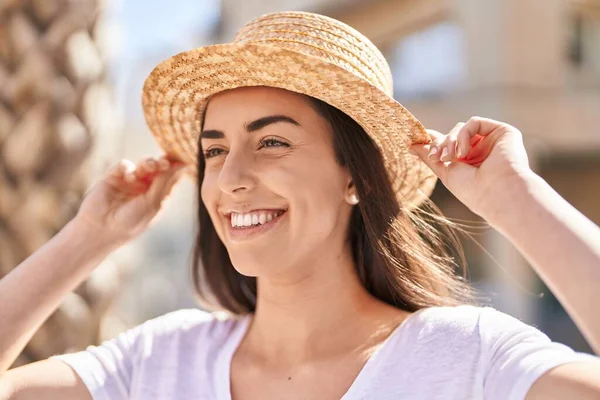 Young Hispanic Woman Tourist Smiling Confident Standing Street —  Fotos de Stock