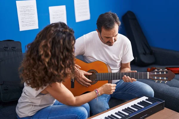 Man Woman Musicians Having Classical Guitar Lesson Music Studio — Foto Stock