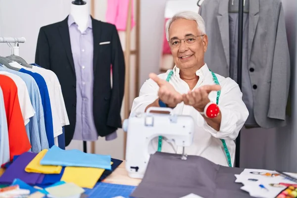Middle Age Man Grey Hair Dressmaker Using Sewing Machine Smiling — Stock Photo, Image