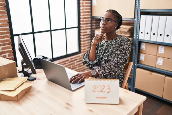 Beautiful Black Doctor Woman Working Small Business Commerce 2023 Serious — Foto de Stock