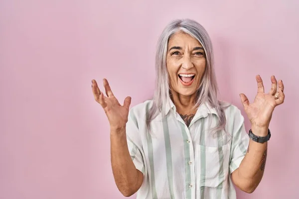 Middle Age Woman Grey Hair Standing Pink Background Celebrating Mad — Stock Photo, Image