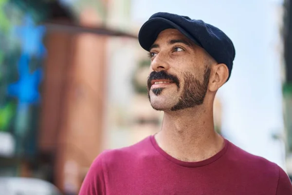 Young Hispanic Man Smiling Confident Looking Sky Street — Stockfoto
