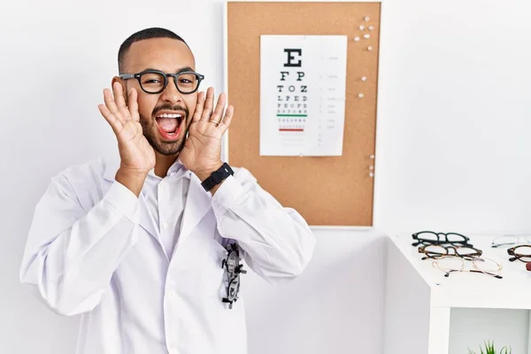 African American Optician Man Standing Eyesight Test Smiling Cheerful Playing — Zdjęcie stockowe