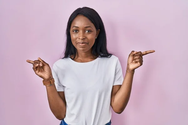 African Young Woman Wearing Casual White Shirt Smiling Confident Pointing — Stock Photo, Image