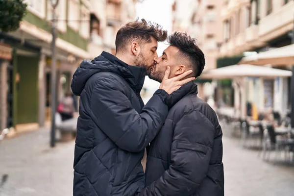 Young Couple Standing Together Kissing Street —  Fotos de Stock