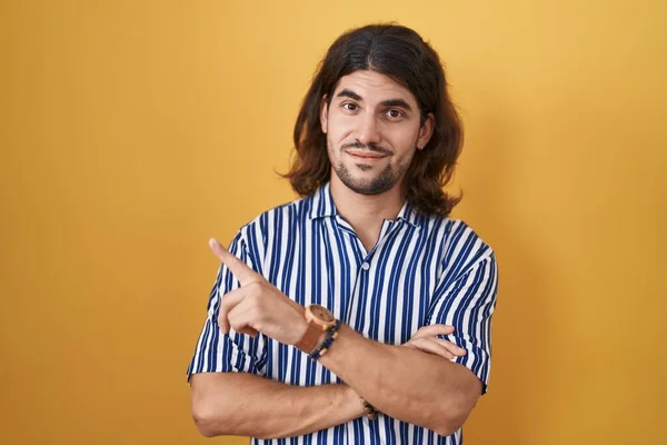 Hispanic Man Long Hair Standing Yellow Background Big Smile Face — Foto de Stock