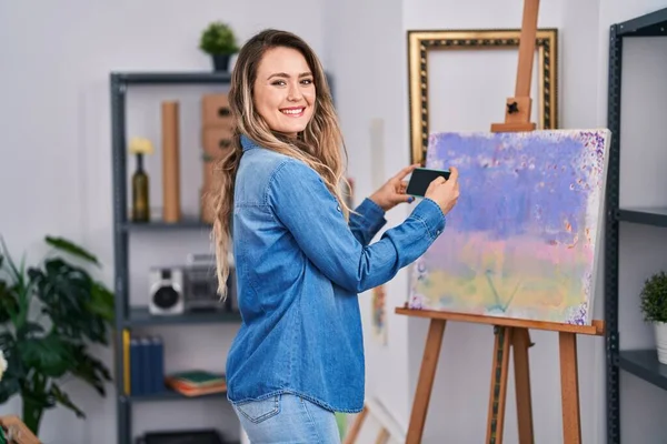 Joven Artista Hacer Foto Para Dibujar Estudio Arte — Foto de Stock