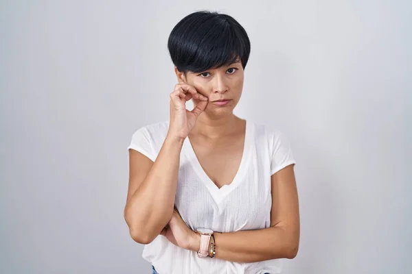 Young Asian Woman Short Hair Standing Isolated Background Mouth Lips — Fotografia de Stock