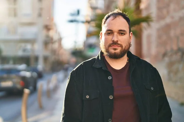 Young Hispanic Man Relaxed Expression Standing Street — Stock fotografie