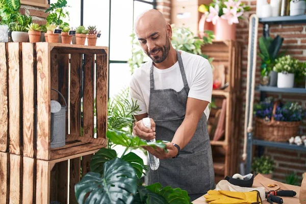 Young Bald Man Florist Using Difusser Working Florist —  Fotos de Stock