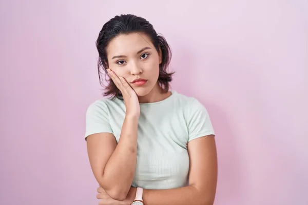Hispanic Young Woman Standing Pink Background Thinking Looking Tired Bored — ストック写真