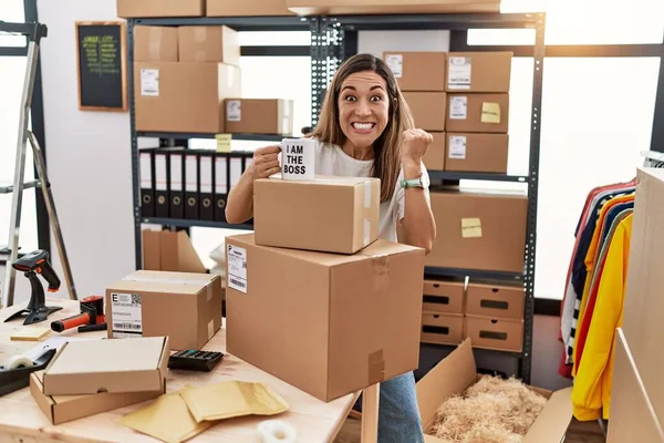 Young Hispanic Woman Drinking Coffee Online Shop Screaming Proud Celebrating — Stockfoto