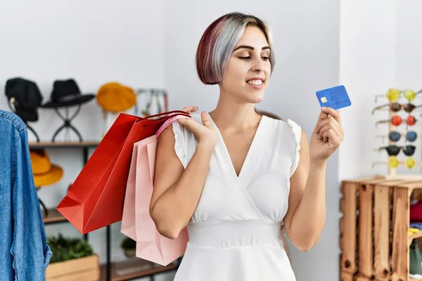Young Caucasian Customer Woman Holding Shopping Bags Credit Card Clothing — Stock Photo, Image