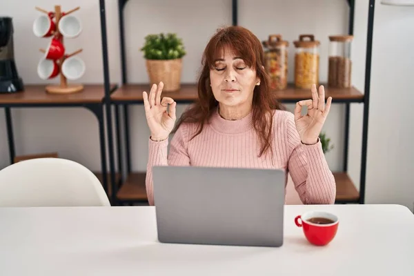 Middle Age Woman Doing Yoga Exercise Sitting Table Home — Stockfoto