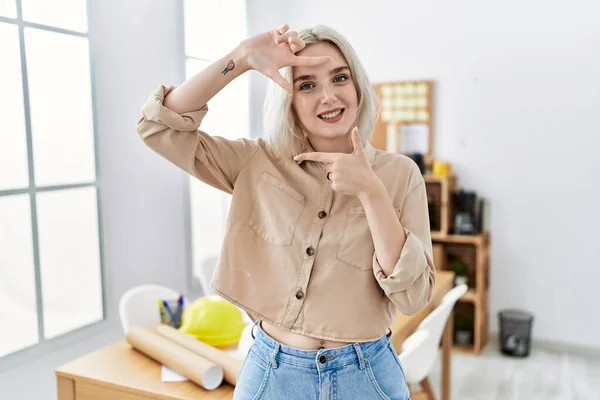 Young Beautiful Caucasian Woman Construction Office Smiling Making Frame Hands — Stock Photo, Image