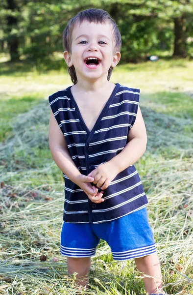 Gelukkige jongen — Stockfoto