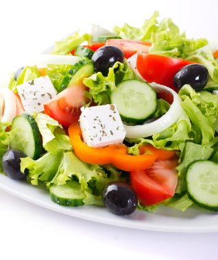 Taze sebze salatası.