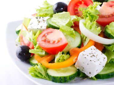 Taze sebze salatası.