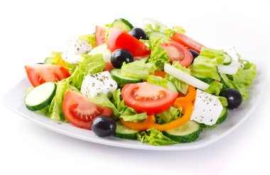 Taze sebze salatası.