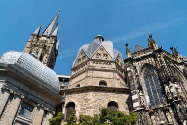 Aachen katedrali