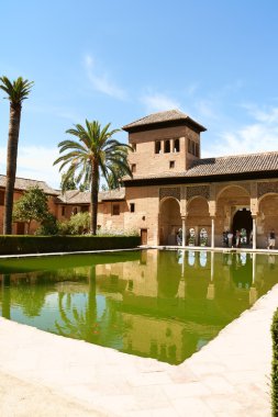 Bayanlar Kulesi (torre de las damas) Granada, İspanya