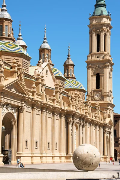 Our Lady of the Pillar Cathedral in Zaragoza, Spain — Stock Photo, Image
