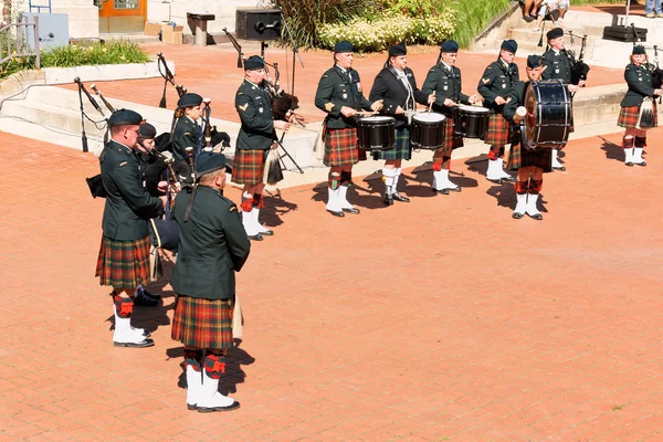 Gagetown pipes und drums band in quebec city — Stockfoto