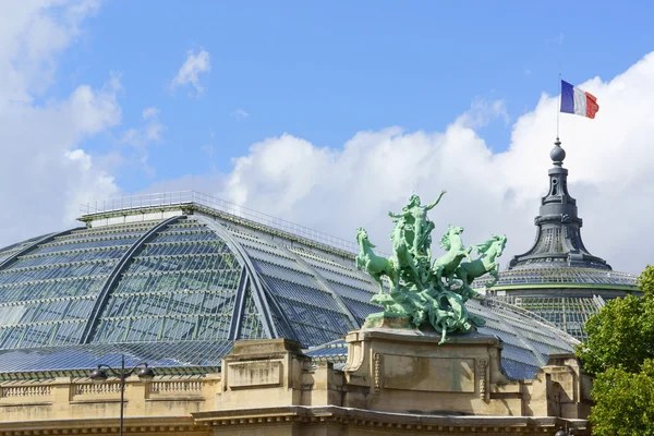 Grand palais w Paryżu, Francja — Zdjęcie stockowe