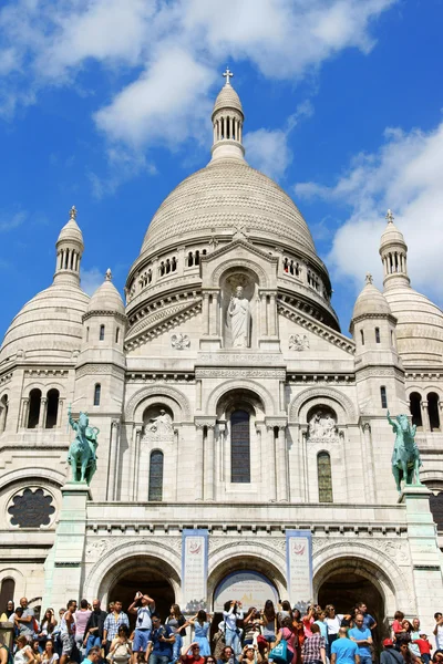 Bazylika Najświętszego Serca Jezusowego (Basilique du Sacré-Coeur) w Paryżu — Zdjęcie stockowe